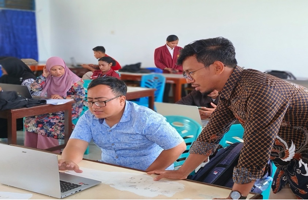 Pelatihan Video Pembelajaran untuk Guru di SMP Muhammadiyah Aimas